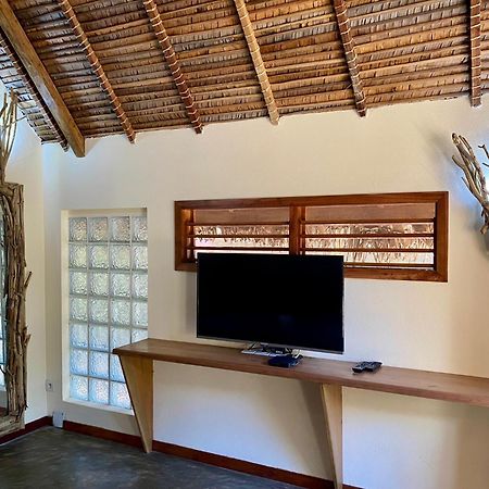 La Perle Rare De Nosy Be Hotell Ambatoloaka  Exteriör bild