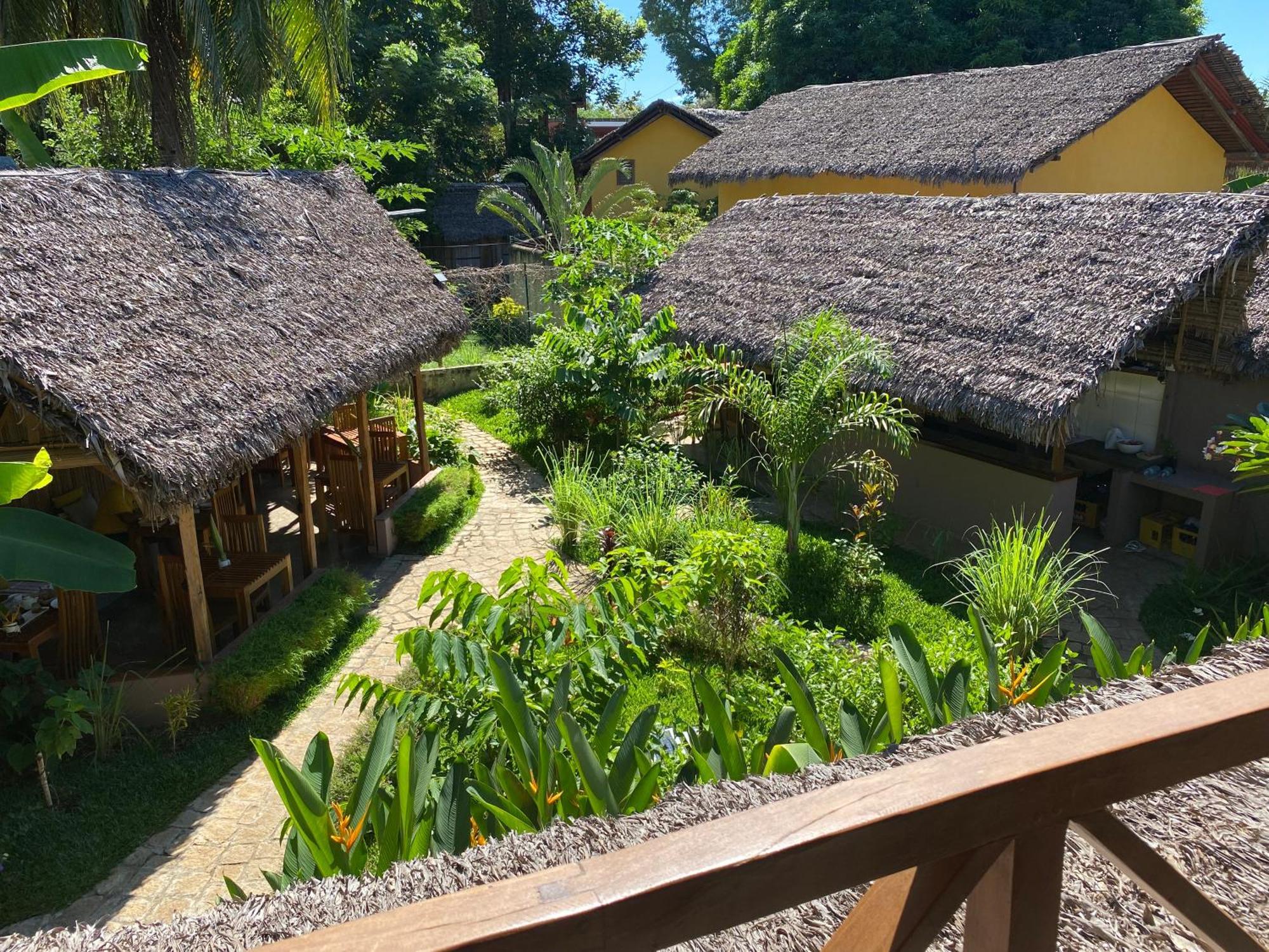 La Perle Rare De Nosy Be Hotell Ambatoloaka  Exteriör bild